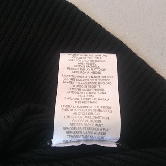 Absolutely Famous women's size S black and silver metallic long sleeve blouse - Picture 15 of 15